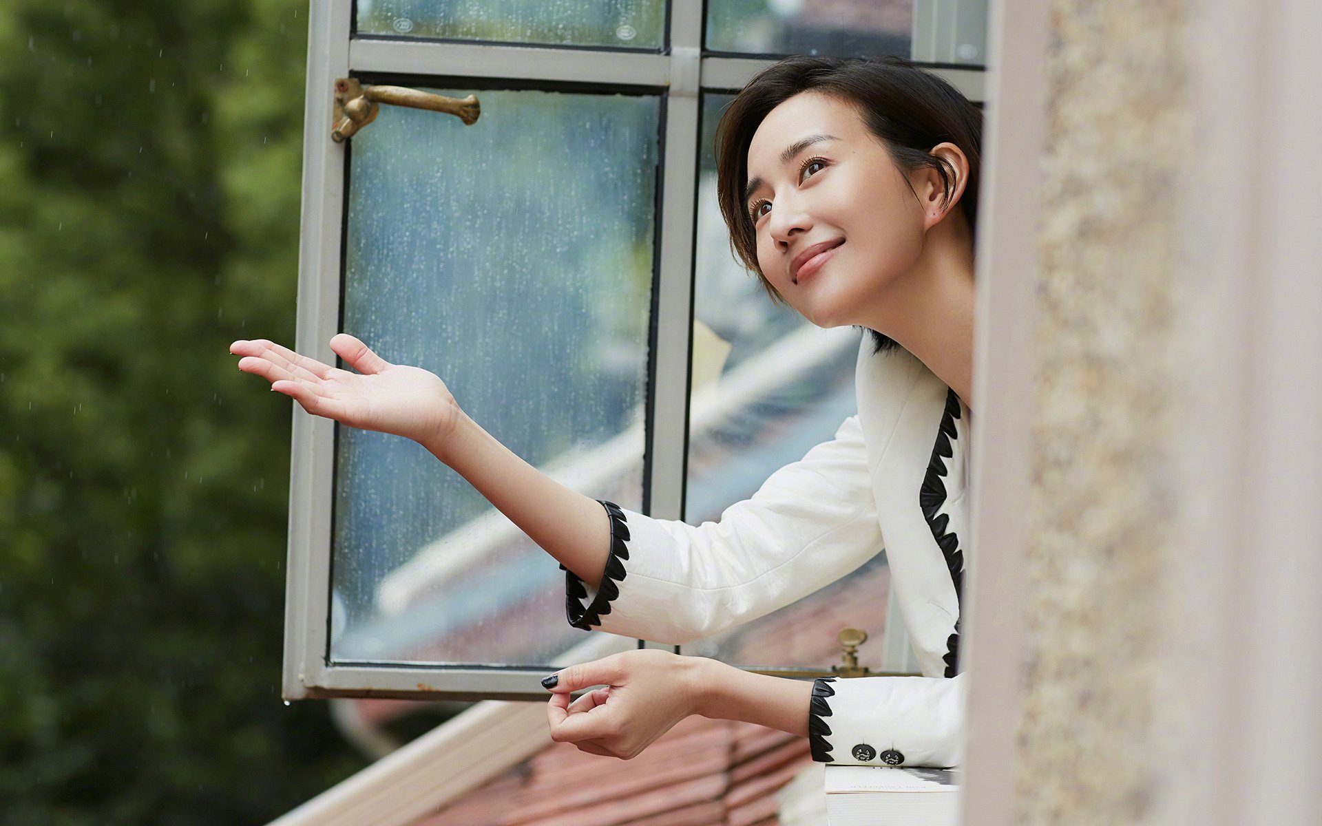 图卢兹中场调度带动节奏连贯输出,图卢兹crous